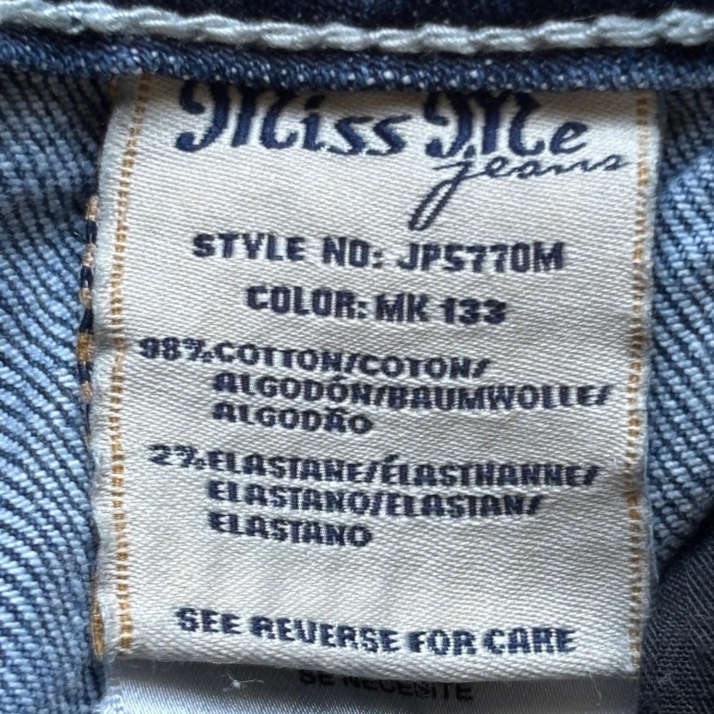 Miss Me Y2K Western Festive Boho Fleur De Lis Embellish Bermuda Denim Shorts 29 - Picture 12 of 14